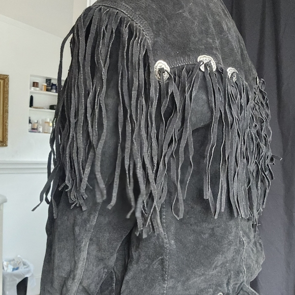 Vintage suede fringed jacket, fits large - Picture 3 of 4